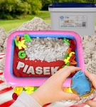 Piasek kinetyczny 3 kg + foremki literki + piaskownicą ADAM TOYS