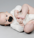 Smoczek dla niemowląt okrągły 3-36m z kauczuku czarny Hevea