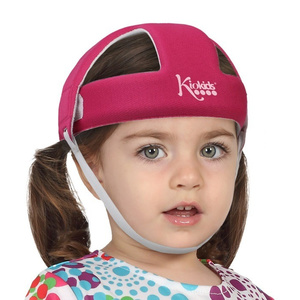 Kask do nauki chodzenia różowy KIOKIDS
