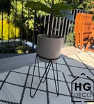 Zestaw: metalowy stojak na doniczkę MALMO 43 cm czarny + osłonka HGDECO