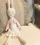 Przytulanka króliczka lniana w sukience w groszki Wilberry Toys