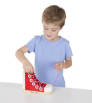 Drewniana zabawka nauka sznurowania but czerwony ze sznurówkami MElLISSA&Doug