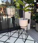 Zestaw: metalowy stojak na doniczkę MALMO 73 cm czarny  + ceramiczna osłonka EMI  HGDECO  