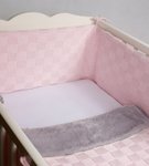 Ochraniacz do łóżeczka Rabata różowy Molomoco